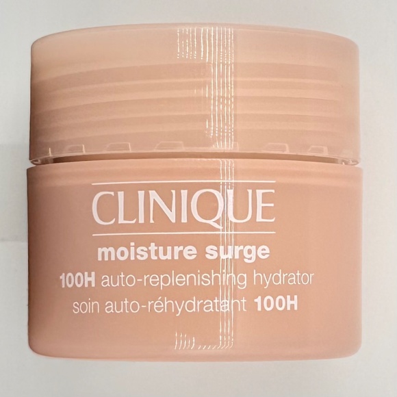 Clinique Moisture Surge™ 100H Auto-Replenishing Hydrator, 15 ml Travel Size - Picture 2 of 4